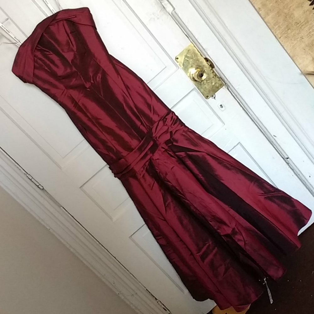 David's Bridal iridescent taffeta gown sz4 NWT
